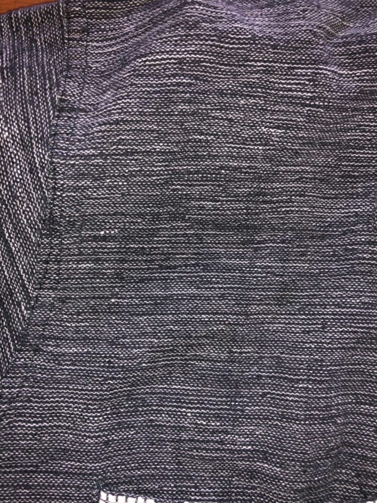 Mix生地（黒）、よく見るグアテマラシャツの色